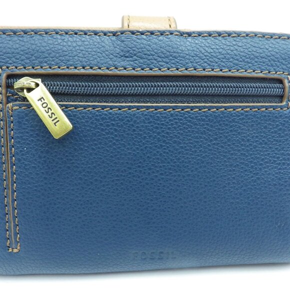 Blue leather FOSSIL Wallet/ Bi-fold/ Removable Floral Card Case - Picture 3 of 4